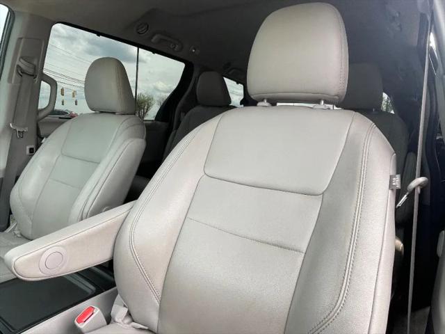 2020 Toyota Sienna XLE