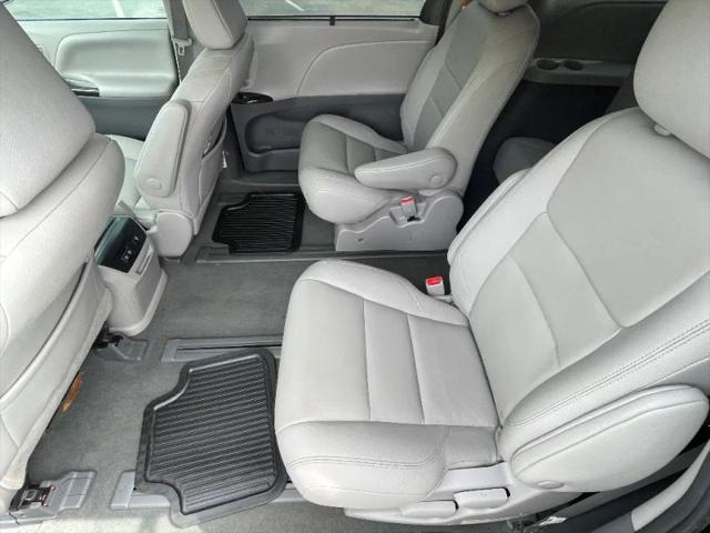 2020 Toyota Sienna XLE