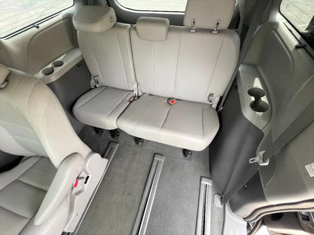 2020 Toyota Sienna XLE