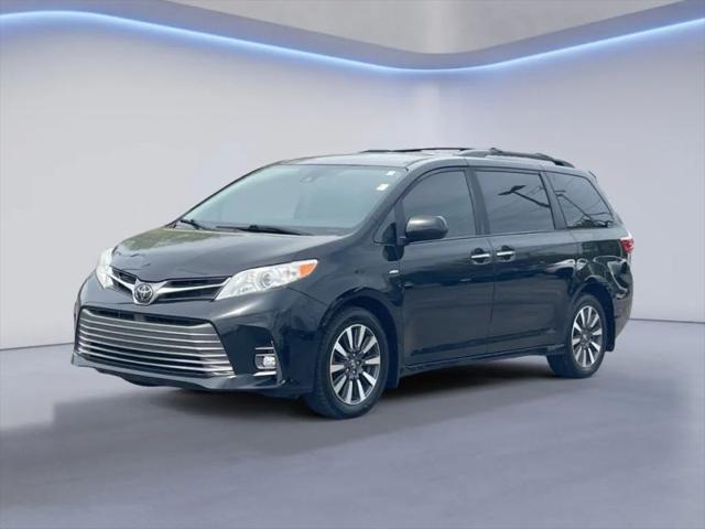 2020 Toyota Sienna XLE