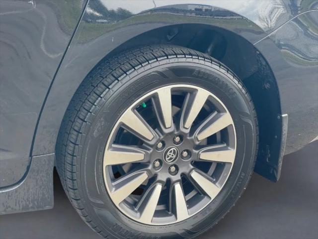 2020 Toyota Sienna XLE
