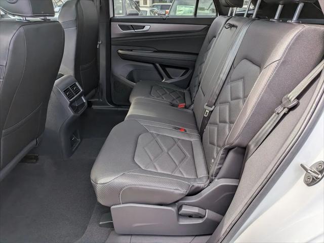 2026 Volkswagen Atlas Cross Sport SE with Technology