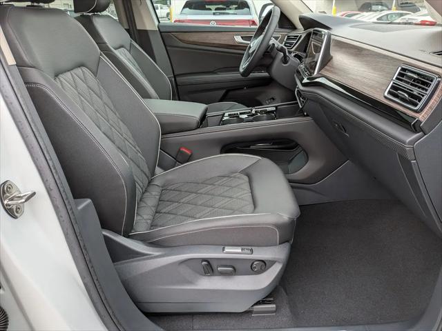 2026 Volkswagen Atlas SEL Premium R-Line