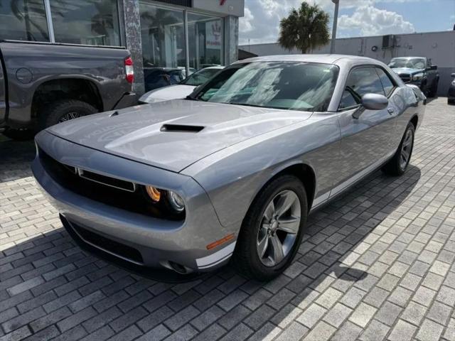 2016 Dodge Challenger SXT