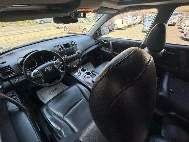 2012 Toyota Highlander Limited V6