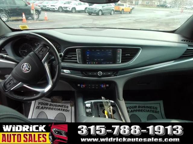 2022 Buick Enclave AWD Essence