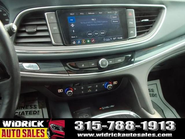 2022 Buick Enclave AWD Essence