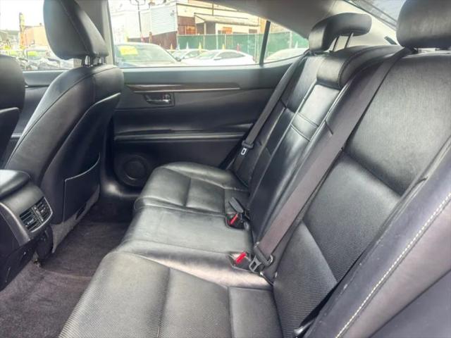 2015 Lexus ES 350 Crafted Line