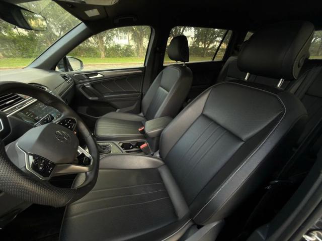 2022 Volkswagen Tiguan 2.0T SE R-Line Black