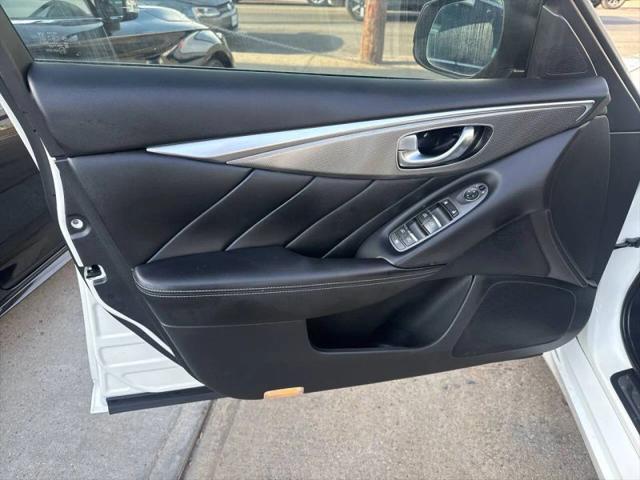 2017 INFINITI Q50 3.0t Signature Edition
