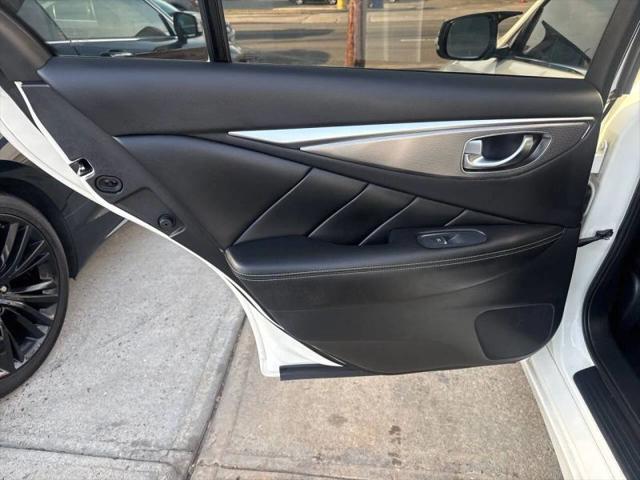 2017 INFINITI Q50 3.0t Signature Edition