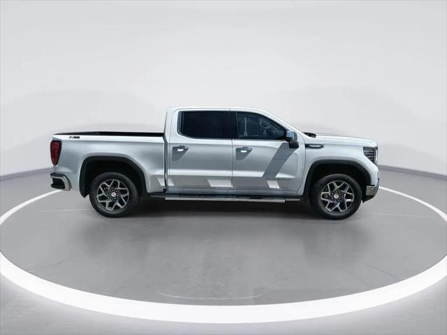 2026 GMC Sierra 1500 Crew Cab, Short Bed, SLT, 4WD