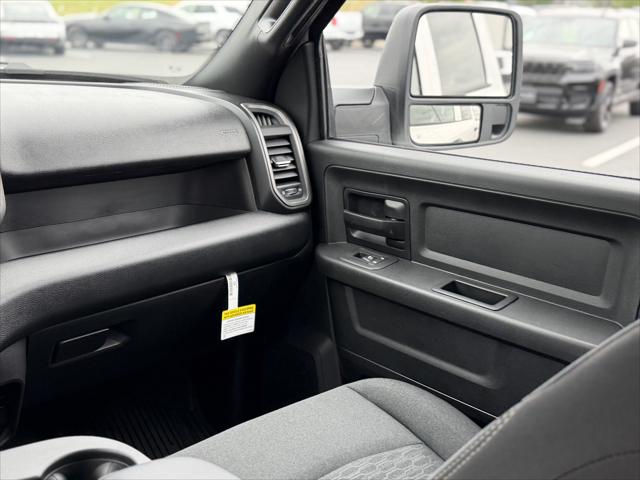2026 Ram 2500 Black Express Crew Cab 4x4 6'4" Box