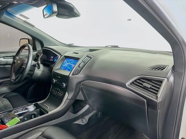 2020 Ford Edge ST-Line