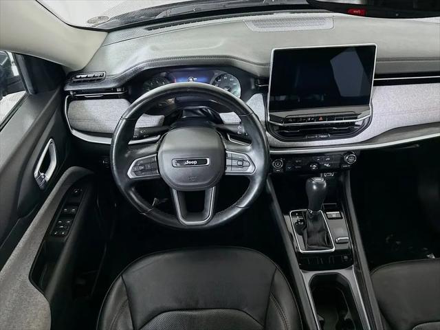 2022 Jeep Compass Latitude Lux 4x4