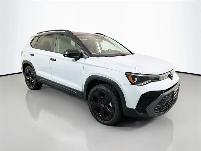 2026 Volkswagen Taos SE Black for sale in Shiloh, IL