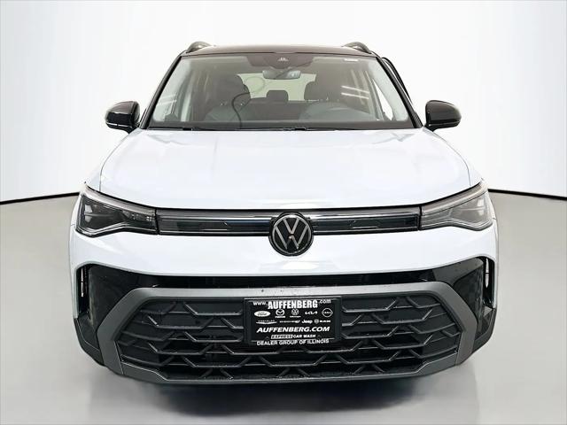 2026 Volkswagen Taos SE Black