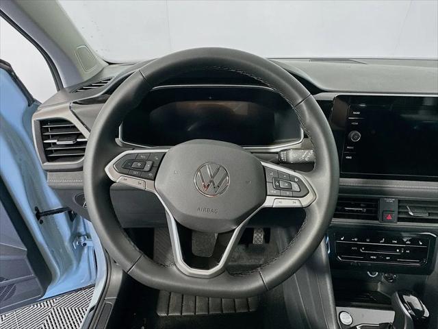 2026 Volkswagen Taos SE Black