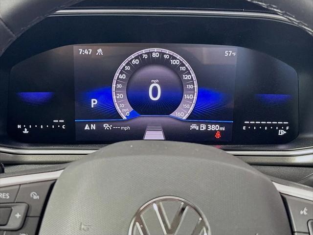 2026 Volkswagen Taos SE Black