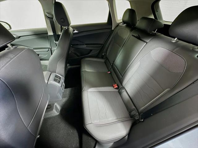 2026 Volkswagen Taos SE Black