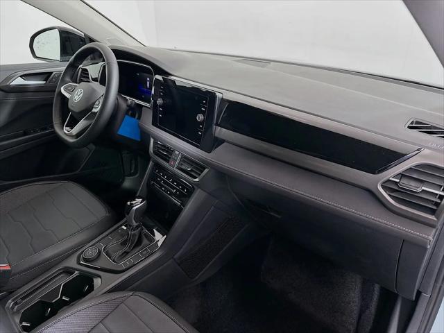 2026 Volkswagen Taos SE Black