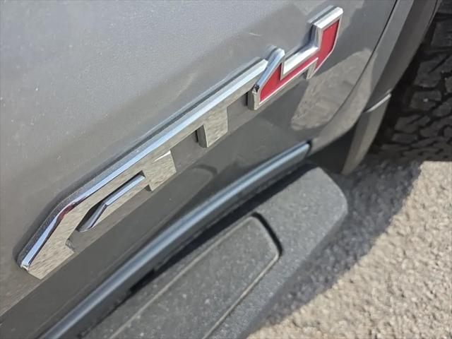 2023 GMC Sierra 1500 4WD Crew Cab Short Box AT4