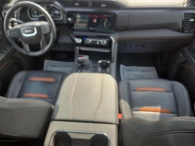 2023 GMC Sierra 1500 4WD Crew Cab Short Box AT4