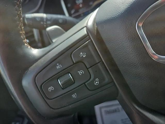 2023 GMC Sierra 1500 4WD Crew Cab Short Box AT4