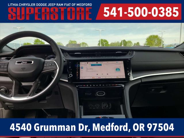 2026 Jeep Grand Cherokee Laredo Altitude