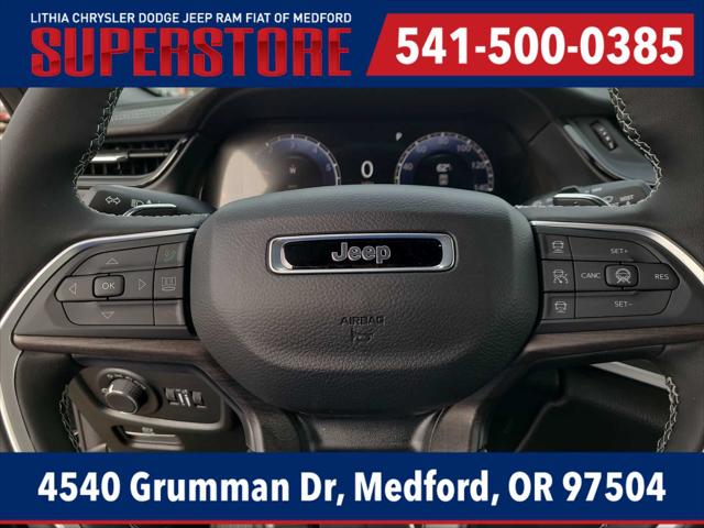 2026 Jeep Grand Cherokee Laredo Altitude