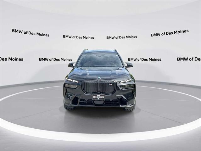 2025 BMW X7 M60i