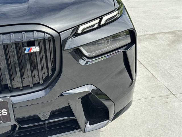 2025 BMW X7 M60i