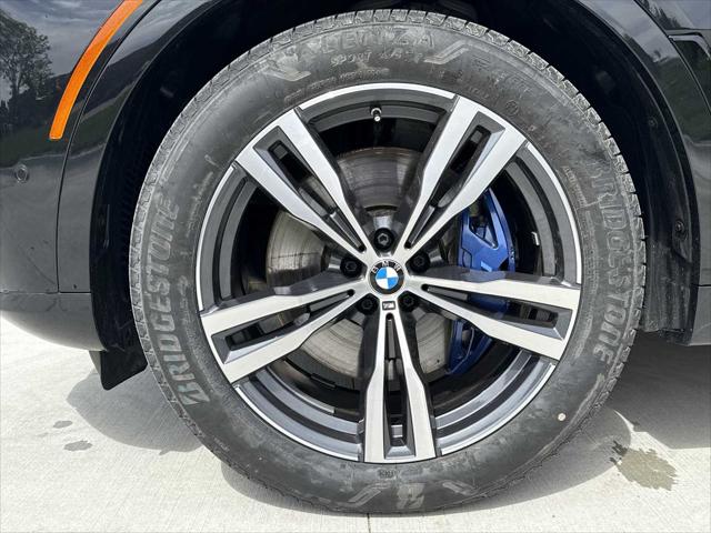 2025 BMW X7 M60i