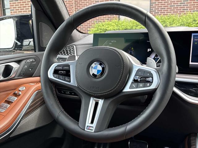 2025 BMW X7 M60i