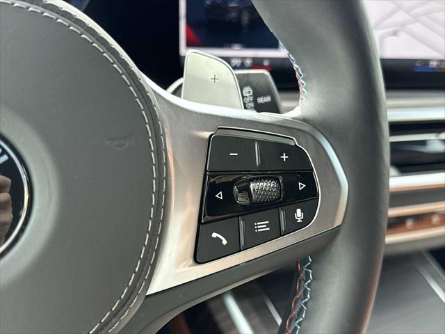 2025 BMW X7 M60i