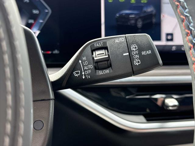 2025 BMW X7 M60i