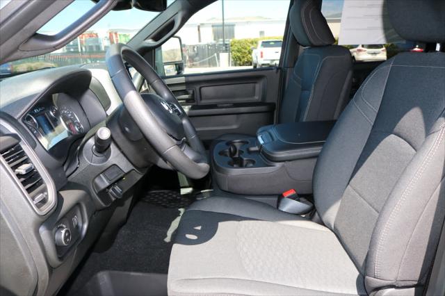 2026 Ram 3500 Tradesman Crew Cab 4x4 8' Box