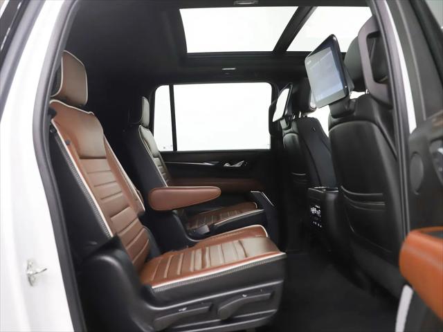 2023 GMC Yukon XL Denali Ultimate