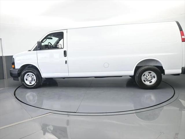2026 Chevrolet Express Cargo Van 2500 Extended Wheelbase, WT, RWD