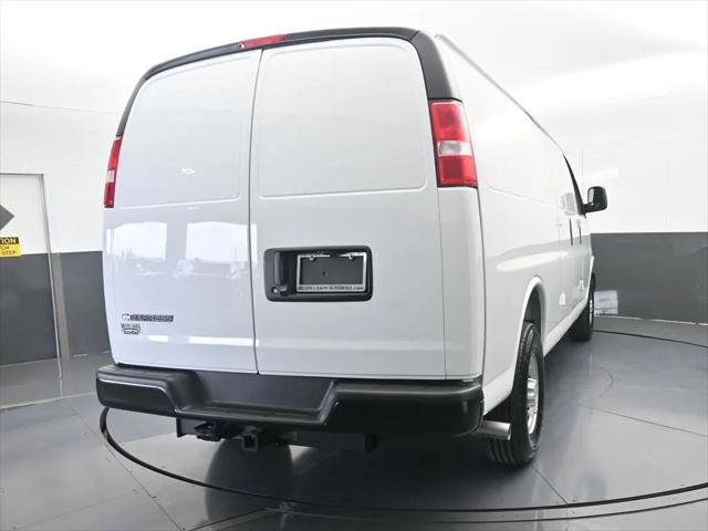 2026 Chevrolet Express Cargo Van 2500 Extended Wheelbase, WT, RWD
