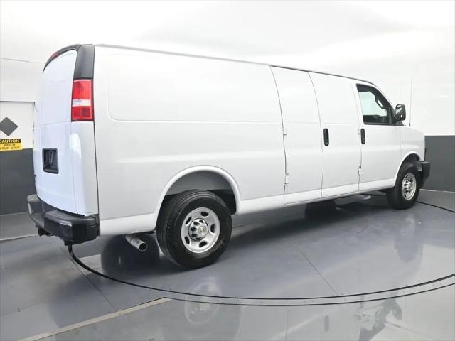 2026 Chevrolet Express Cargo Van 2500 Extended Wheelbase, WT, RWD