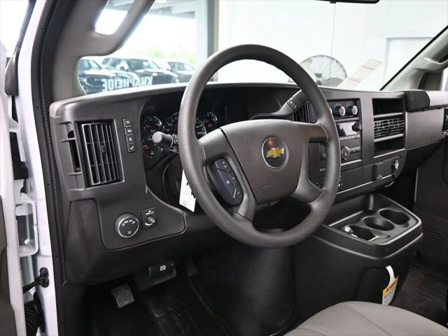 2026 Chevrolet Express Cargo Van 2500 Extended Wheelbase, WT, RWD