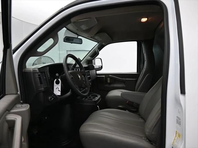 2026 Chevrolet Express Cargo Van 2500 Extended Wheelbase, WT, RWD