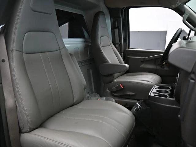 2026 Chevrolet Express Cargo Van 2500 Extended Wheelbase, WT, RWD