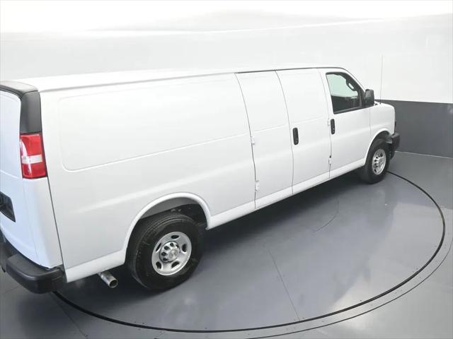 2026 Chevrolet Express Cargo Van 2500 Extended Wheelbase, WT, RWD