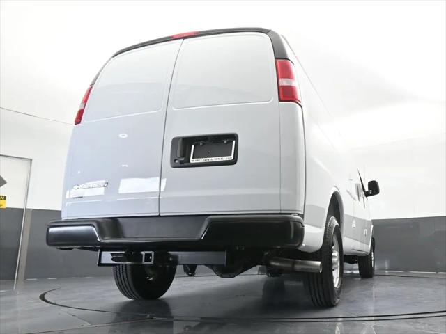 2026 Chevrolet Express Cargo Van 2500 Extended Wheelbase, WT, RWD
