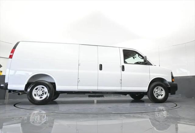 2026 Chevrolet Express Cargo Van 2500 Extended Wheelbase, WT, RWD