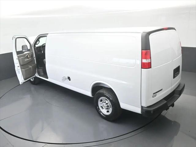 2026 Chevrolet Express Cargo Van 2500 Extended Wheelbase, WT, RWD