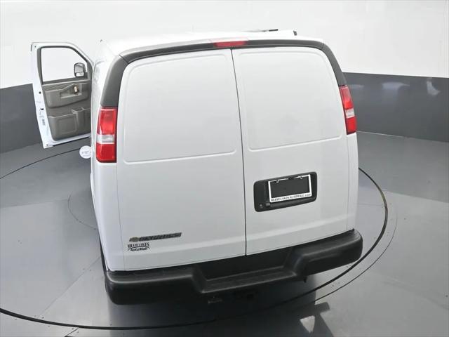 2026 Chevrolet Express Cargo Van 2500 Extended Wheelbase, WT, RWD