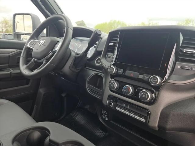 2026 Ram 4500 Chassis Tradesman/Big Horn